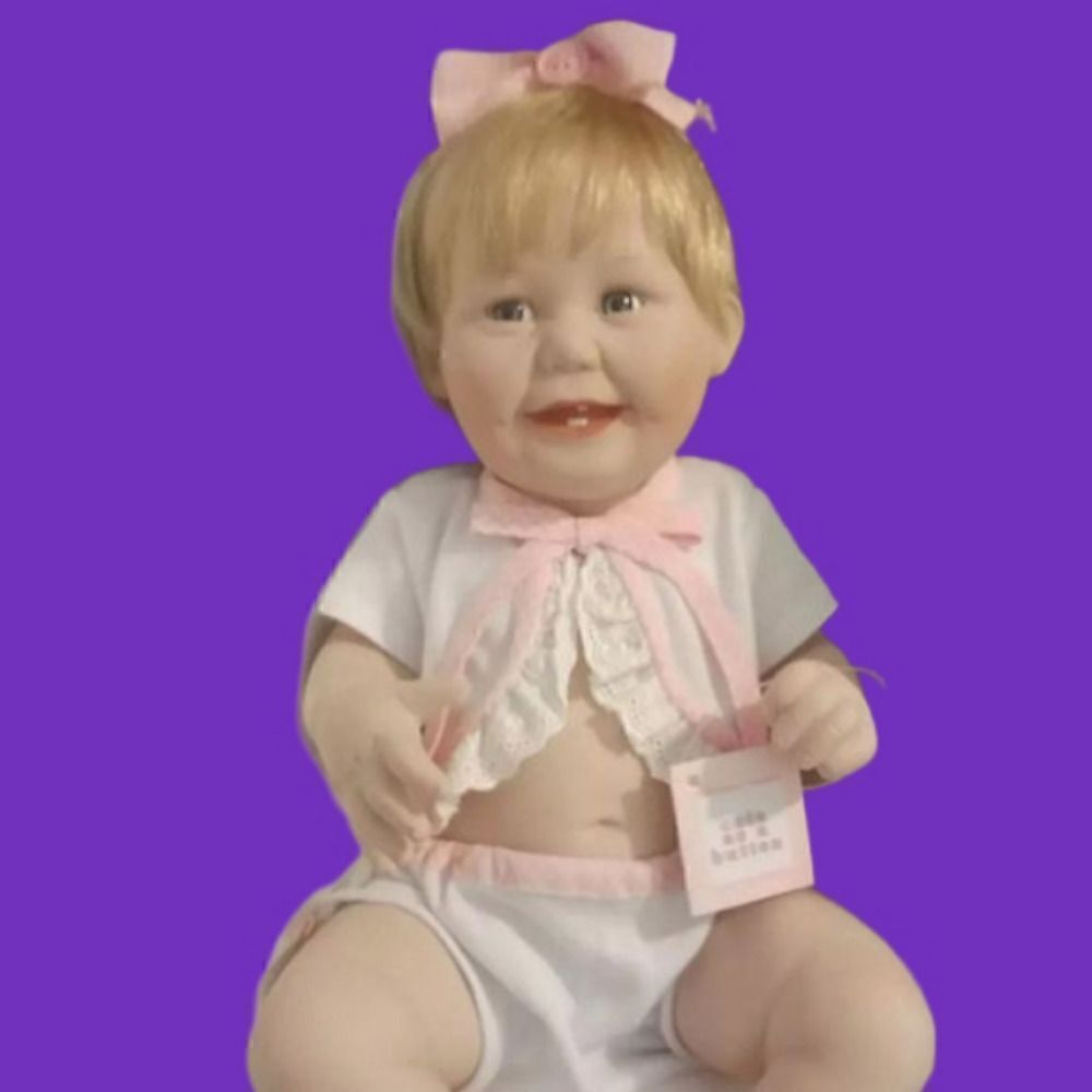 Ashton Drake "Cute As A Button" porcelain infant doll. Vintage 1993